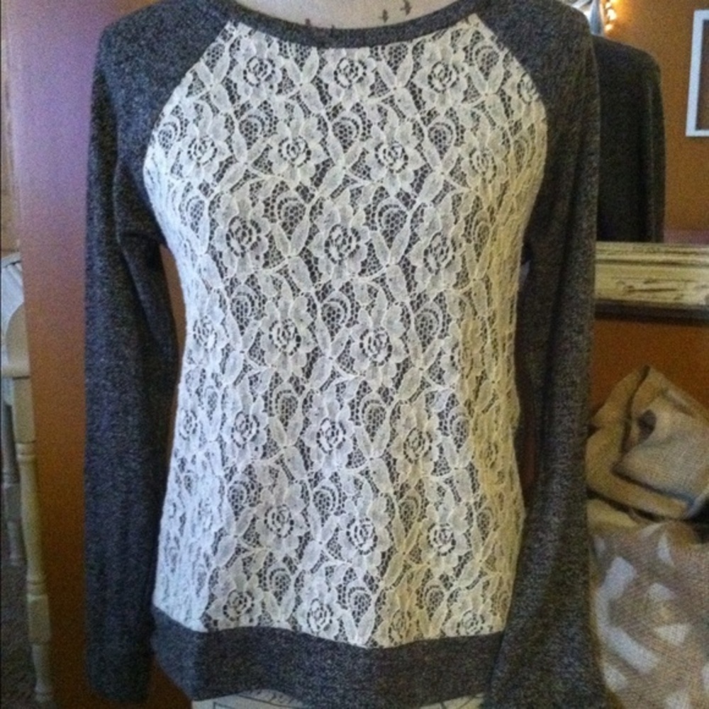 Lace Front Boutique Sweater Small